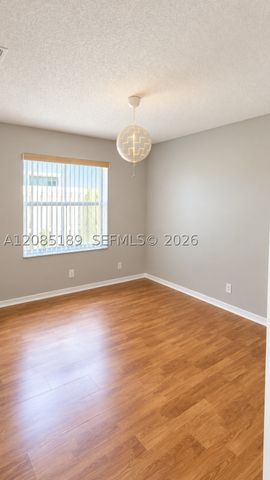 908 Tanglewood Cir 908, Weston, FL 33327