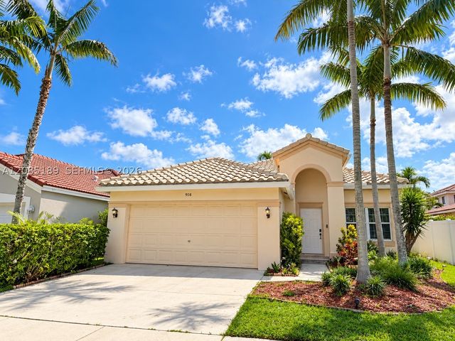 908 Tanglewood Cir 908, Weston, FL 33327