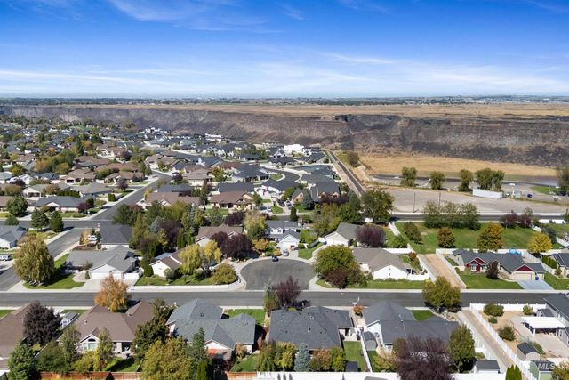 315 Shadetree Trail, Twin Falls, ID 83301