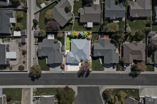 315 Shadetree Trail, Twin Falls, ID 83301