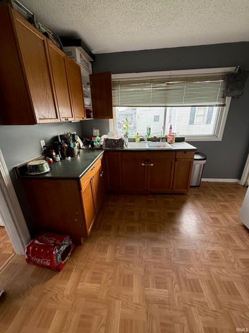 1324 N Waugh Street, Kokomo, IN 46901