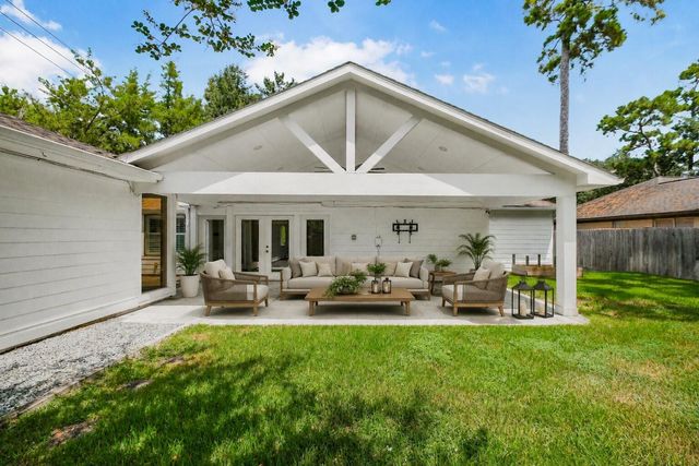 8851 Larston Street, Houston, TX 77055