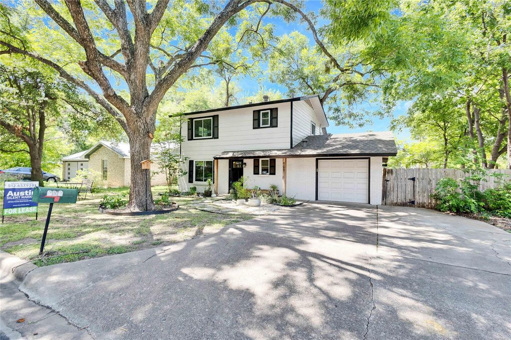 908 Hermitage DR, Austin, TX 78753
