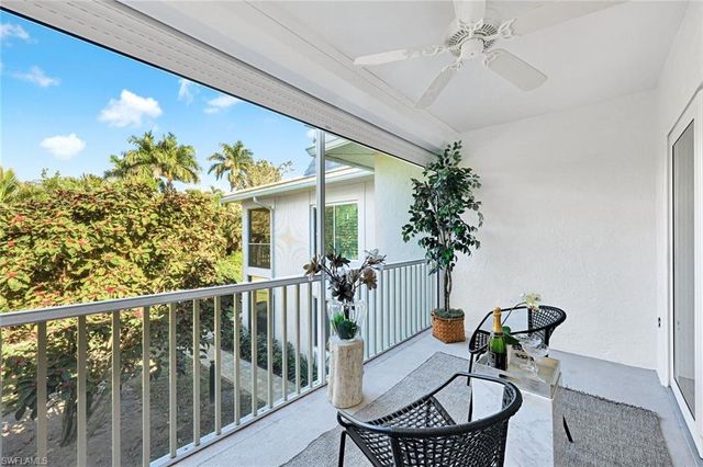 4180 Crayton RD # E8, Naples, FL 34103