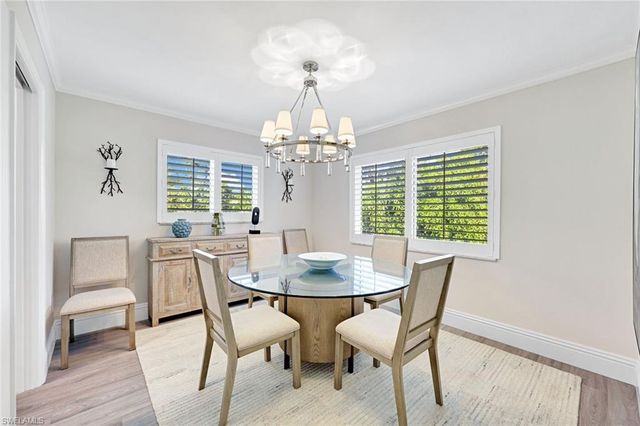 4180 Crayton RD # E8, Naples, FL 34103