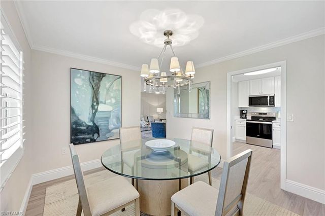 4180 Crayton RD # E8, Naples, FL 34103