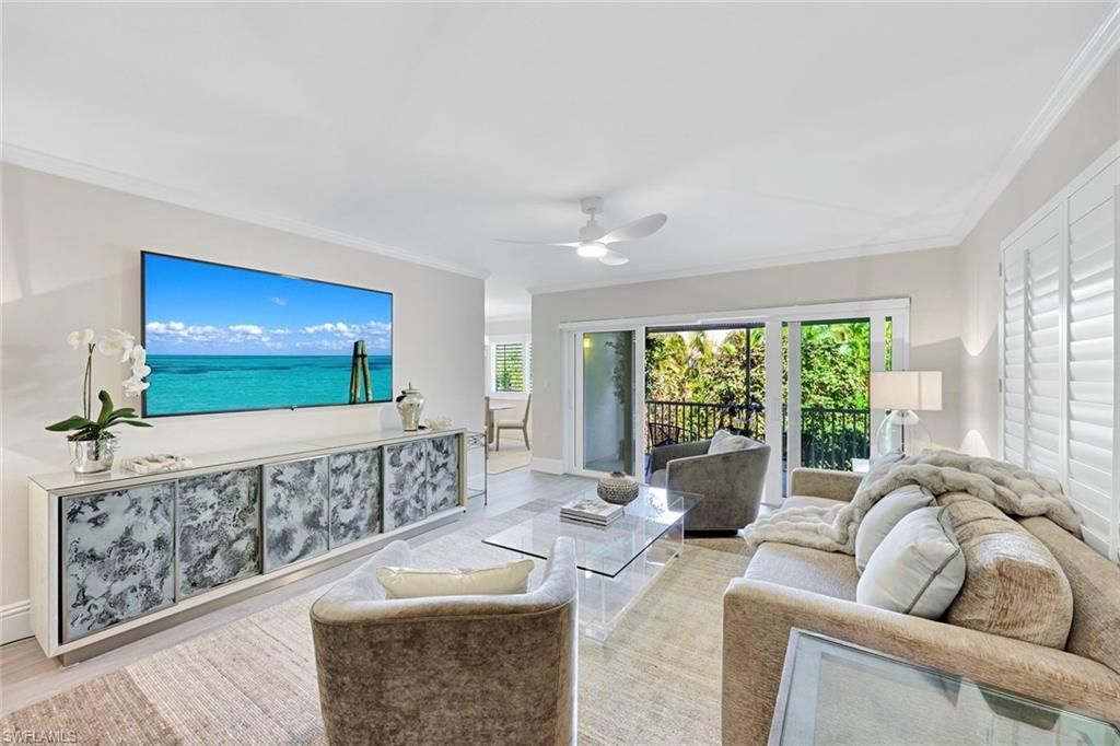 4180 Crayton RD # E8, Naples, FL 34103