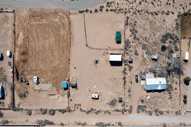 775 Camino Sin Pasada, Corrales, NM 87048