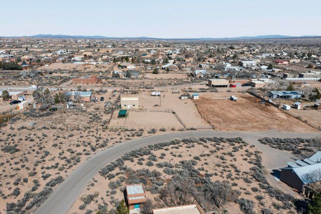 775 Camino Sin Pasada, Corrales, NM 87048