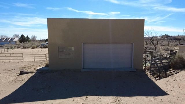 775 Camino Sin Pasada, Corrales, NM 87048