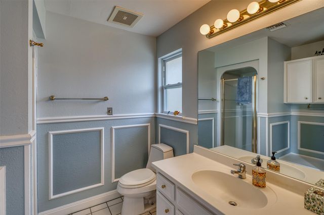 305 W Briar DR, Granite Shoals, TX 78654