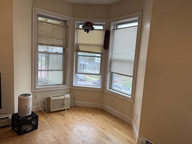 26-28 Converse Court, Burlington, VT 05401