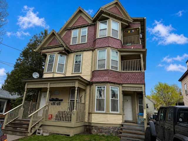 26-28 Converse Court, Burlington, VT 05401