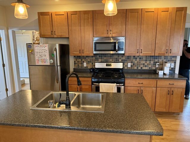 26-28 Converse Court, Burlington, VT 05401
