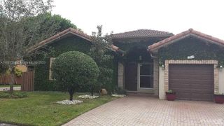 15826 SW 138th Ter, Miami, FL 33196