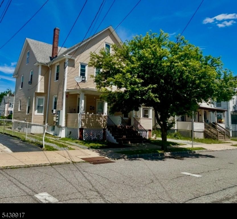 105 Berry St, Dover Town, NJ 07801 — photo 2