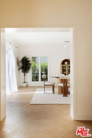 308 S Highland Avenue, Los Angeles, CA 90036