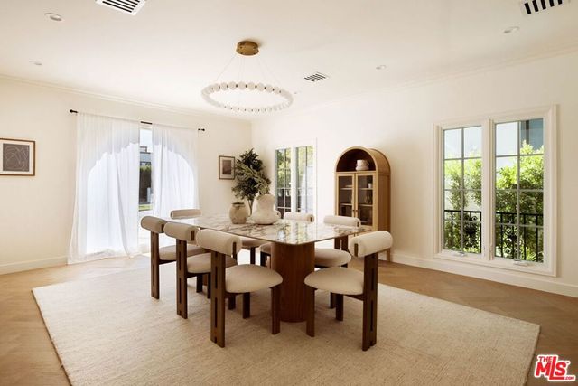 308 S Highland Avenue, Los Angeles, CA 90036