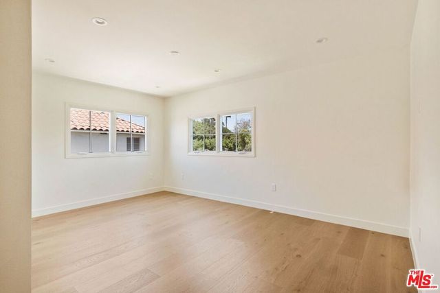 308 S Highland Avenue, Los Angeles, CA 90036