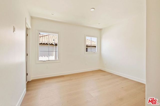 308 S Highland Avenue, Los Angeles, CA 90036
