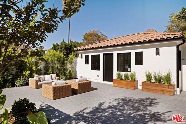 308 S Highland Avenue, Los Angeles, CA 90036