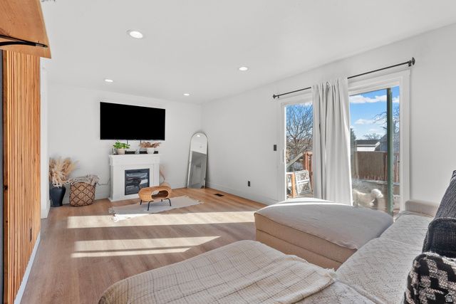 5421 W CYCLAMEN WAY, West Jordan, UT 84081