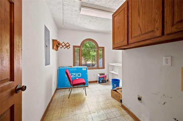558 Auburn Road, Auburn, GA 30011