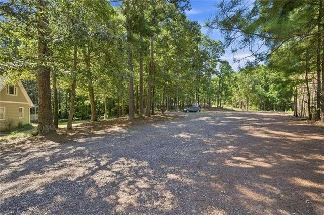 558 Auburn Road, Auburn, GA 30011