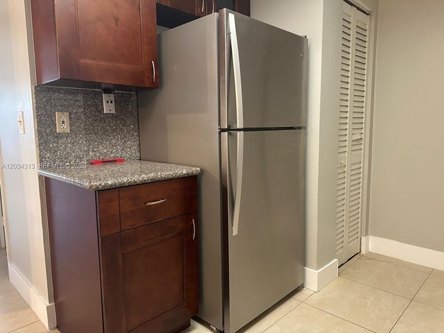 9122 W Atlantic Boulevard 724, Coral Springs, FL 33071
