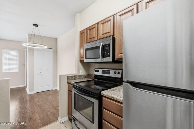 1745 E Glenn St Apt 243, Tucson, AZ 85719