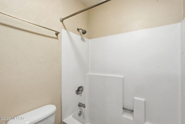 1745 E Glenn St Apt 243, Tucson, AZ 85719