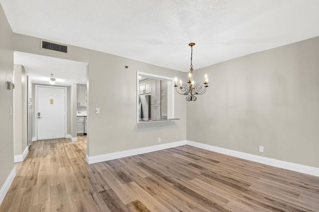 7770 Tahiti Lane 105, Lake Worth, FL 33467