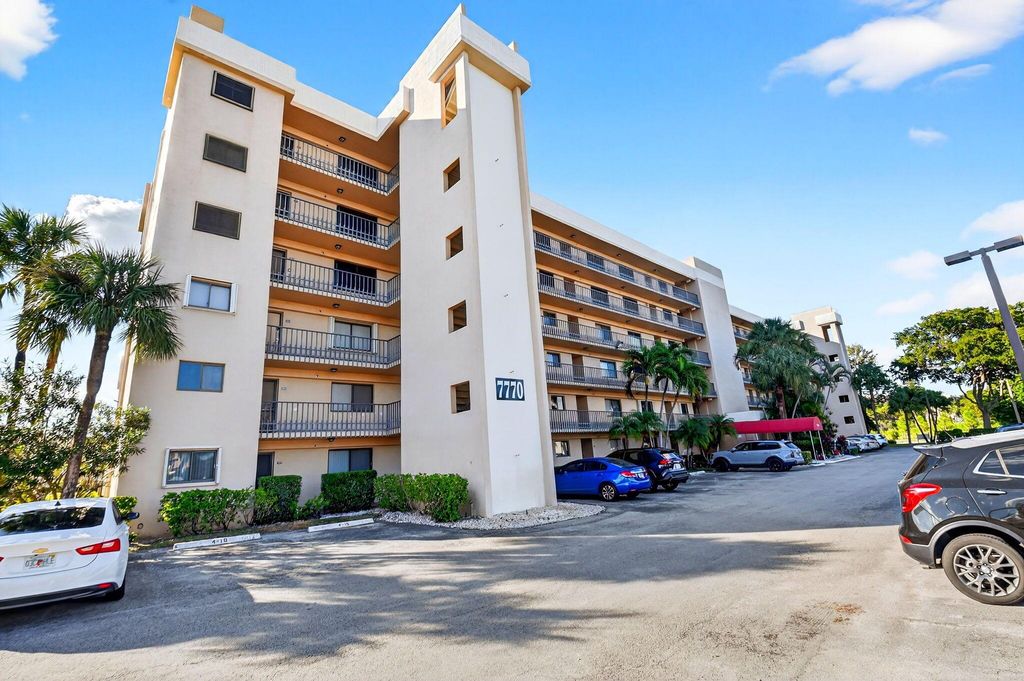 7770 Tahiti Lane 105, Lake Worth, FL 33467