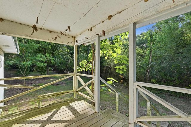 27 Art Pond Road, Conway, AR 72032