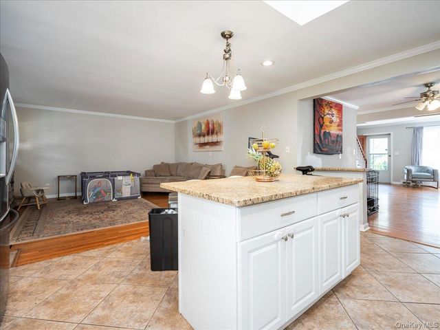 16 W Maltbie Avenue, Suffern, NY 10901