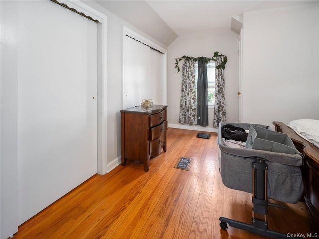 16 W Maltbie Avenue, Suffern, NY 10901