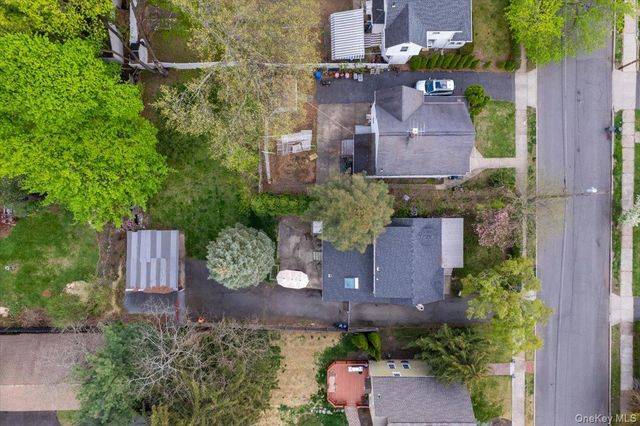 16 W Maltbie Avenue, Suffern, NY 10901