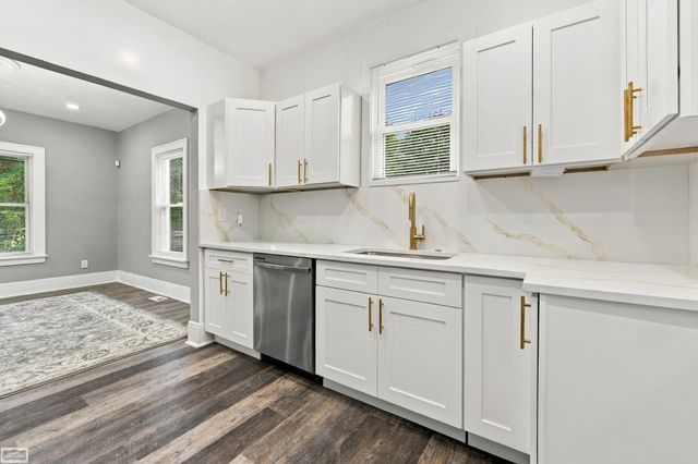 14632 Oldham Street, Taylor, MI 48180