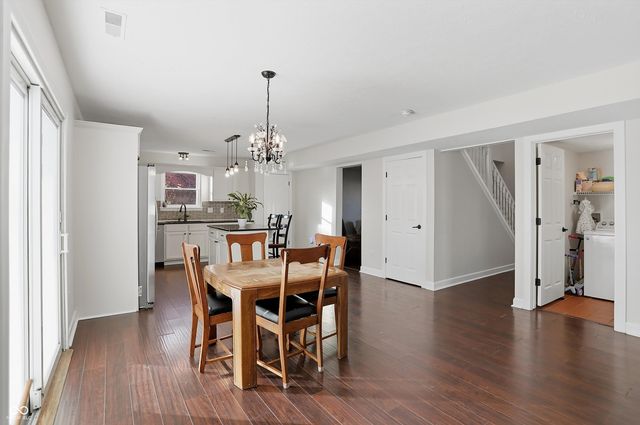 73 S Morris Boulevard, Bargersville, IN 46106