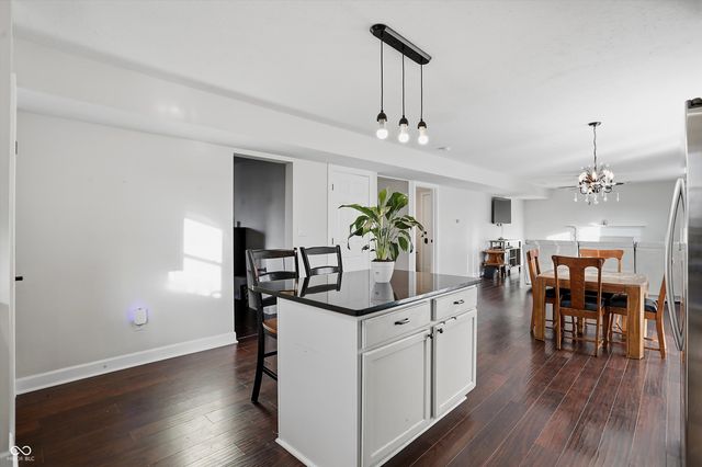 73 S Morris Boulevard, Bargersville, IN 46106