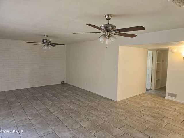 6217 W MEDLOCK Drive, Glendale, AZ 85301