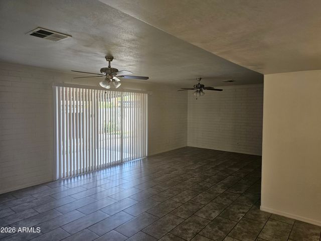 6217 W MEDLOCK Drive, Glendale, AZ 85301