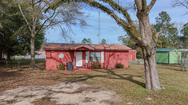 43 Parker Lane, Laurel Hill, FL 32567