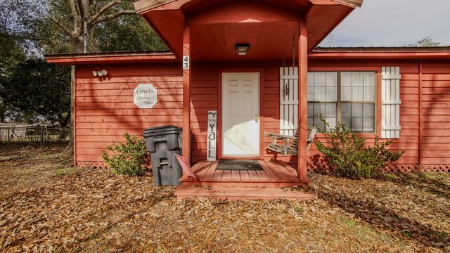 43 Parker Lane, Laurel Hill, FL 32567