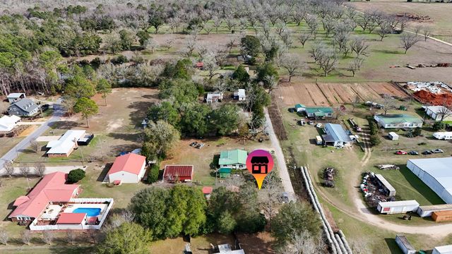 43 Parker Lane, Laurel Hill, FL 32567