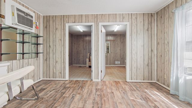 43 Parker Lane, Laurel Hill, FL 32567