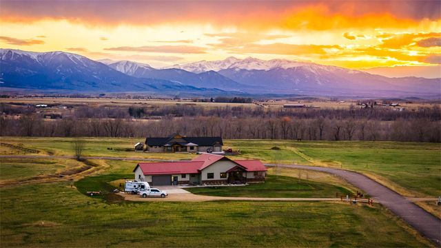 43 Horseshoe Trail, Roberts, MT 59070