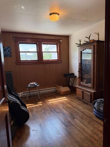 111 Rosedale AVE, Covington, VA 24426