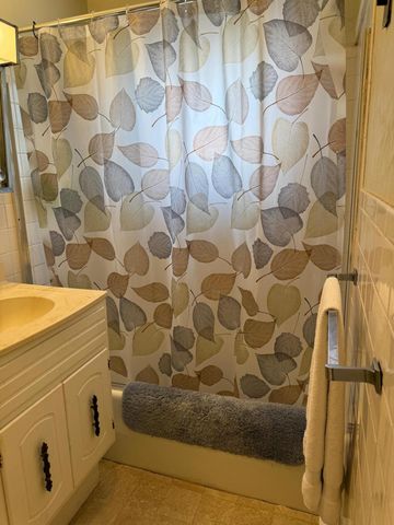 111 Rosedale AVE, Covington, VA 24426