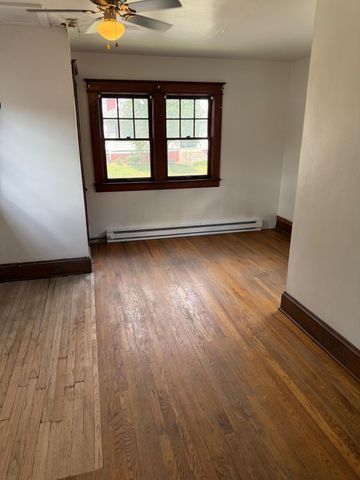 111 Rosedale AVE, Covington, VA 24426